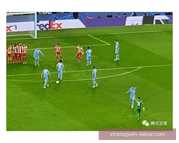 西甲防守漏洞持续显现，球队需加强后卫线以提升竞争力