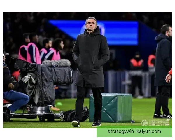 恩里克在近期比赛中的战术阅读能力备受关注，表现稳定。